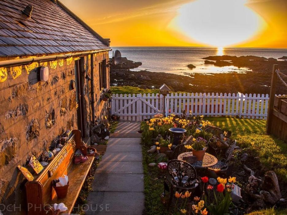 Pew With A View - Seafront Cottages Sandhaven 客房 照片